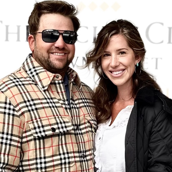 Meet your Posher, Bailey - Picture 1 of 1